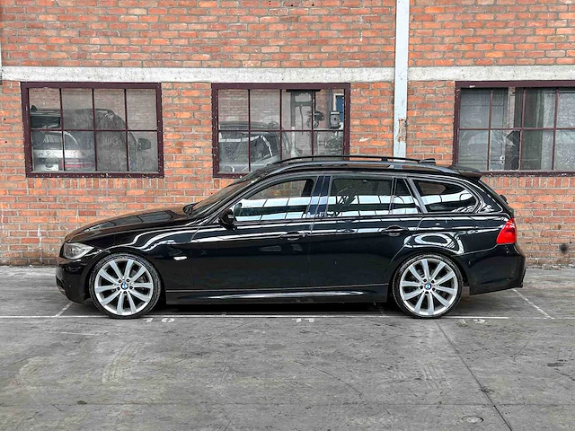 Bmw 325i touring high executive 218pk 2006 3-serie, 6-sfx-12 youngtimer - afbeelding 18 van  43