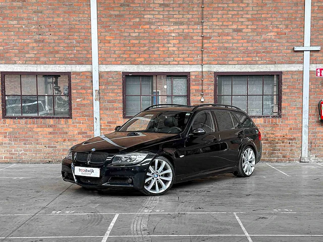 Bmw 325i touring high executive 218pk 2006 3-serie, 6-sfx-12 youngtimer - afbeelding 2 van  43