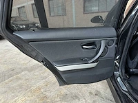 Bmw 325i touring high executive 218pk 2006 3-serie, 6-sfx-12 youngtimer - afbeelding 32 van  43