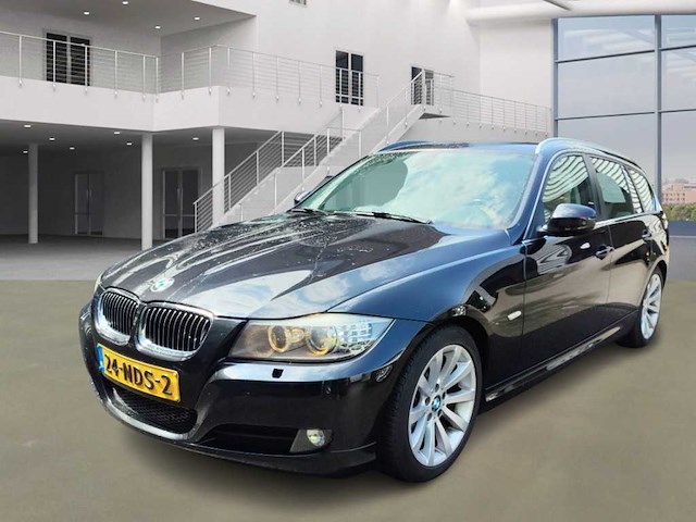 Bmw 325i touring high executive automaat; 24-nds-2 - afbeelding 1 van  14