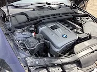 Bmw 330 xi personenauto - afbeelding 9 van  19