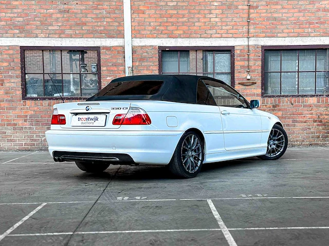 Bmw 330ci cabriolet m sport e46 231pk 2003 facelift youngtimer - afbeelding 11 van  18