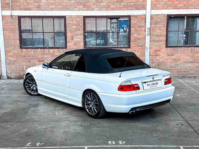 Bmw 330ci cabriolet m sport e46 231pk 2003 facelift youngtimer - afbeelding 16 van  18