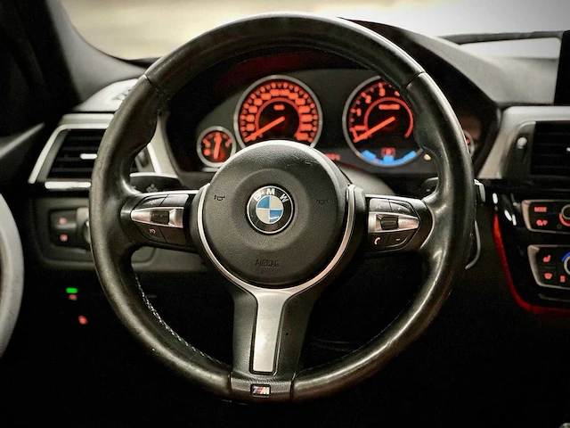 Bmw 330e automaat, jl-349-j - afbeelding 3 van  12