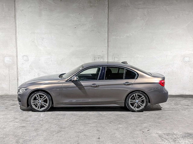 Bmw 330e m-sport f30 184pk 2016 3-serie, jx-127-v - afbeelding 10 van  43