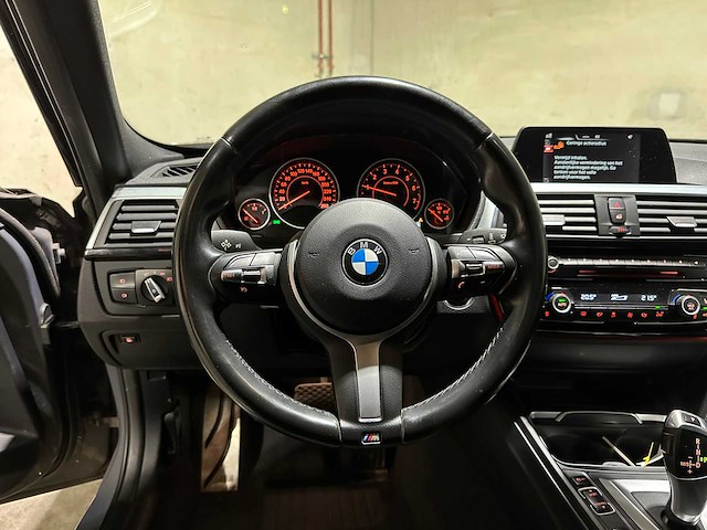 Bmw 330e m-sport f30 184pk 2016 3-serie, jx-127-v - afbeelding 13 van  43