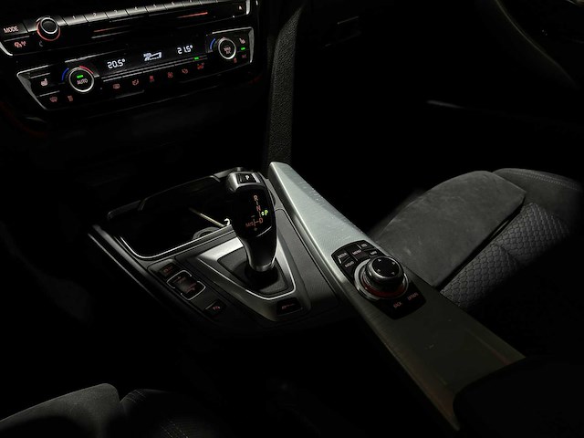 Bmw 330e m-sport f30 184pk 2016 3-serie, jx-127-v - afbeelding 21 van  43