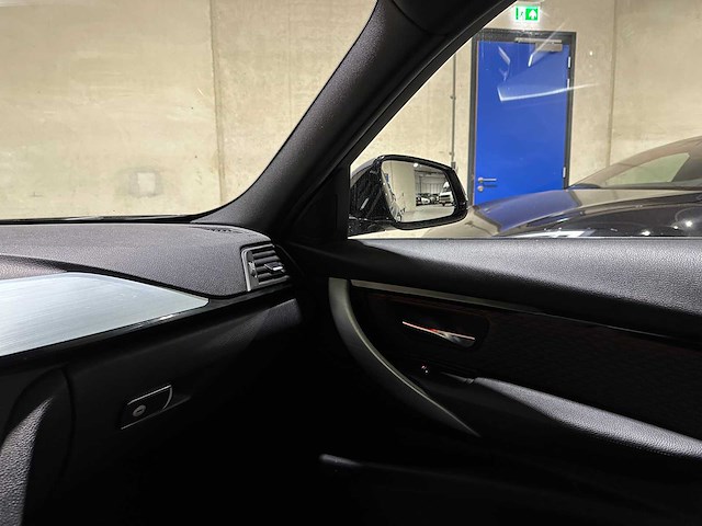 Bmw 330e m-sport f30 184pk 2016 3-serie, jx-127-v - afbeelding 24 van  43