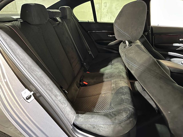 Bmw 330e m-sport f30 184pk 2016 3-serie, jx-127-v - afbeelding 33 van  43