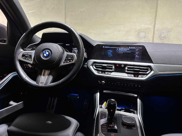 Bmw 330e touring m-sport business edition plus 184pk 2022 3-serie g21, x-990-th - afbeelding 13 van  62