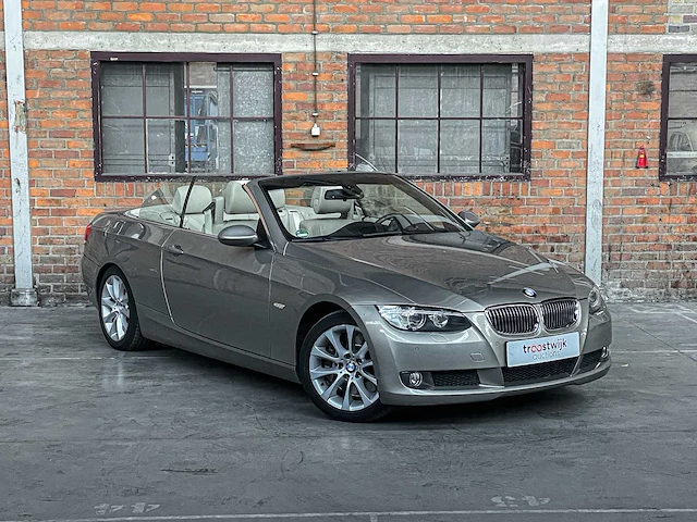 Bmw 330i cabrio 272pk 2009 3-serie, 67-sgd-4 - afbeelding 56 van  58