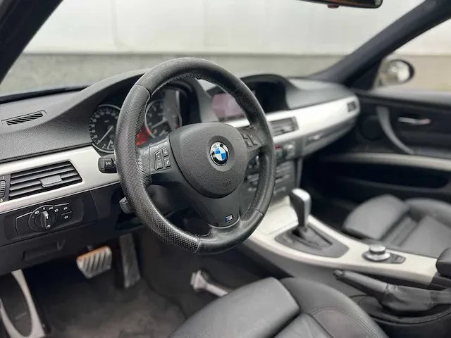 Bmw 330xi touring executive 272pk 2007 orig-nl 3-serie, 82-zb-bd - afbeelding 16 van  55