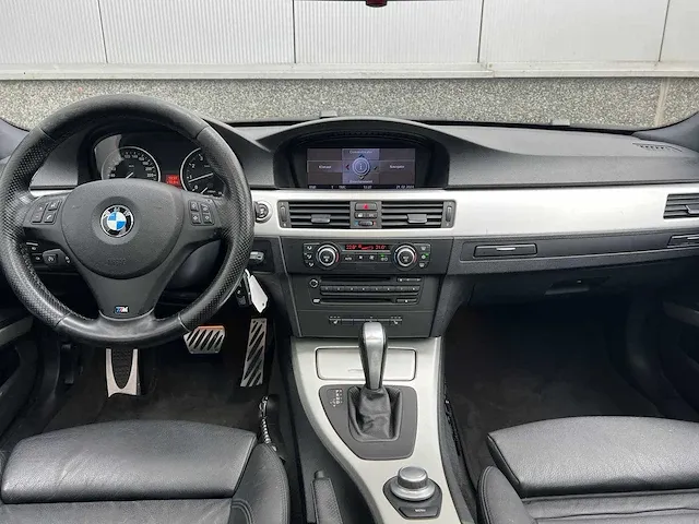 Bmw 330xi touring executive 272pk 2007 orig-nl 3-serie, 82-zb-bd - afbeelding 17 van  55