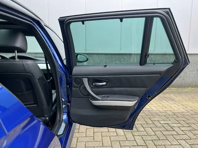 Bmw 330xi touring executive 272pk 2007 orig-nl 3-serie, 82-zb-bd - afbeelding 37 van  55