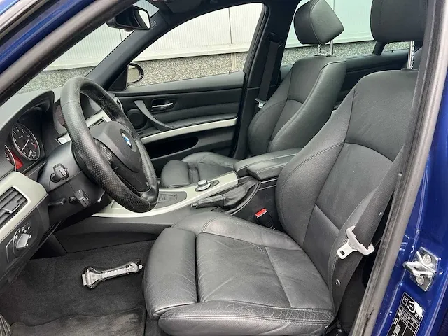 Bmw 330xi touring executive 272pk 2007 orig-nl 3-serie, 82-zb-bd - afbeelding 42 van  55