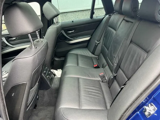 Bmw 330xi touring executive 272pk 2007 orig-nl 3-serie, 82-zb-bd - afbeelding 43 van  55