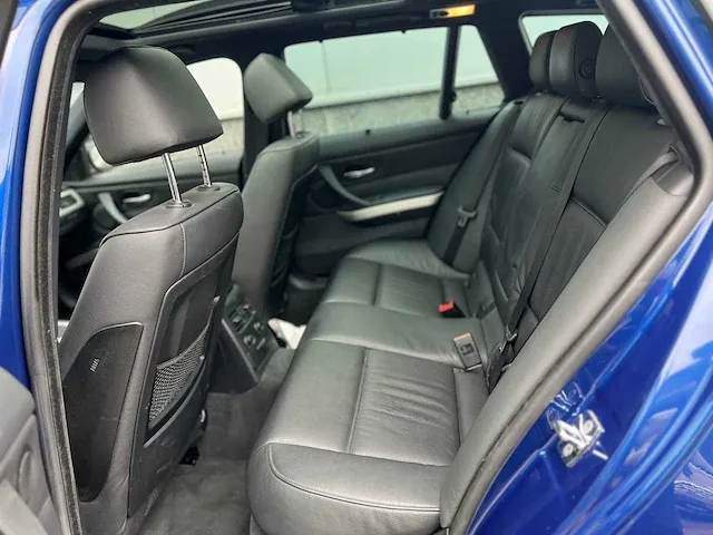 Bmw 330xi touring executive 272pk 2007 orig-nl 3-serie, 82-zb-bd - afbeelding 44 van  55