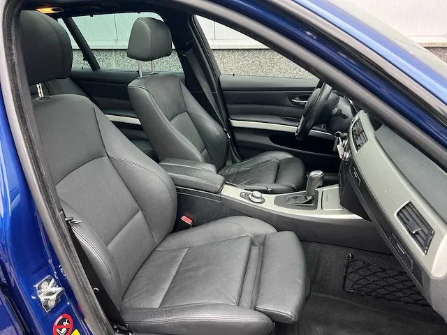 Bmw 330xi touring executive 272pk 2007 orig-nl 3-serie, 82-zb-bd - afbeelding 46 van  55