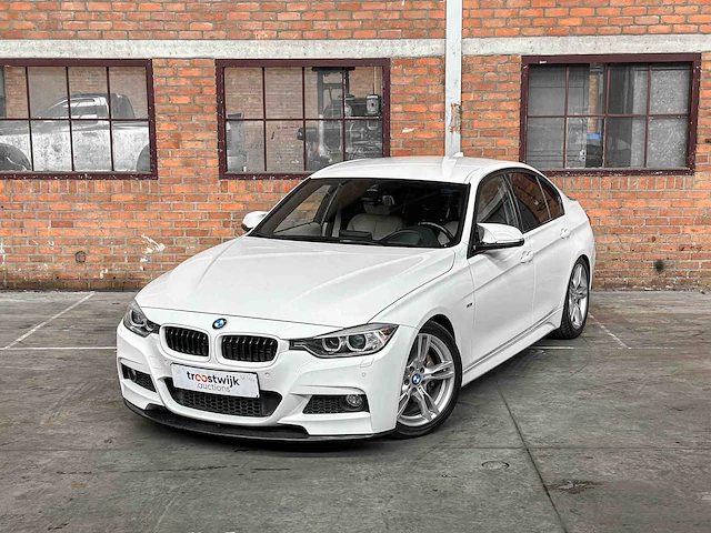Bmw 335i activehybrid 3 306pk 2012, gbp-24-b - afbeelding 23 van  46