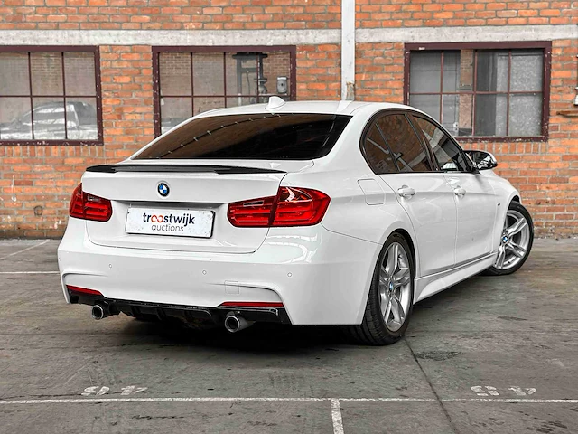Bmw 335i activehybrid 3 306pk 2012, gbp-24-b - afbeelding 2 van  46