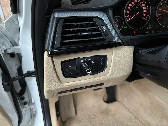 Bmw 335i activehybrid 3 306pk 2012, gbp-24-b - afbeelding 14 van  46