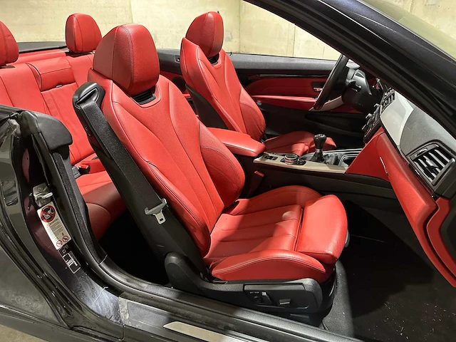 Bmw 428i cabriolet m-sport high executive 245pk 4-serie f33, nl-kenteken - afbeelding 32 van  43