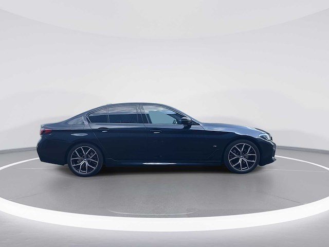 Bmw 5-serie 520i business edition 2022 | p-691-tg - afbeelding 7 van  9