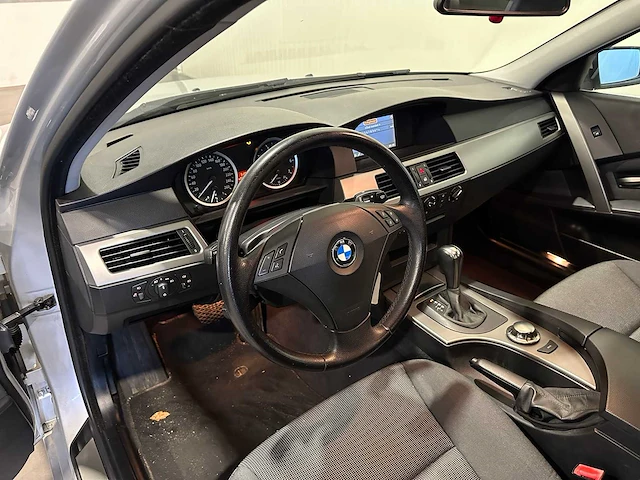 Bmw 5-serie 520i executive automaat 83-nt-pd - afbeelding 24 van  24