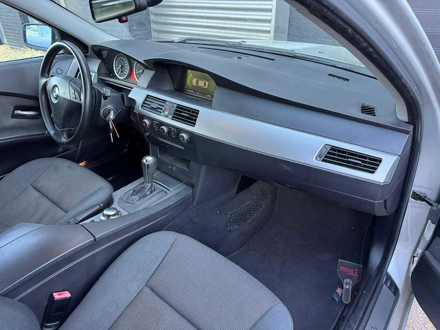 Bmw 5-serie 520i executive car 2004 | 06-nn-js i - afbeelding 3 van  21