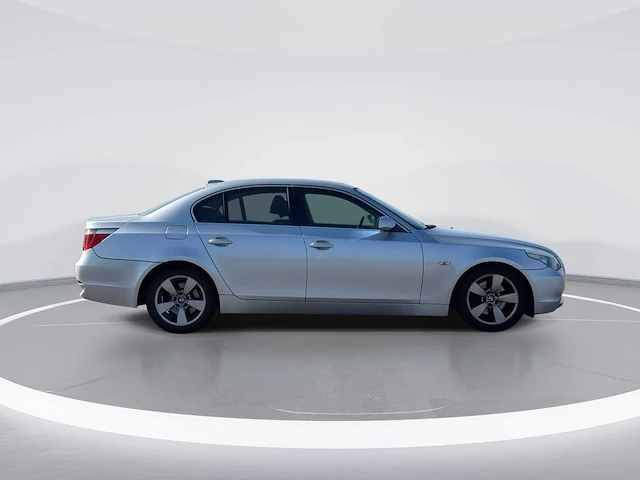 Bmw 5-serie 520i executive car 2004 | 06-nn-js i - afbeelding 17 van  21