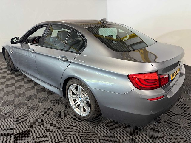 Bmw 5-serie 520i high executive, 46-zsf-1 - afbeelding 10 van  17