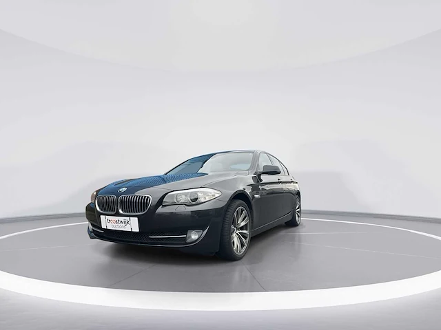Bmw 5-serie 520i high executive car 2013 | zl-700-n - afbeelding 1 van  26