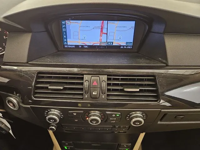 Bmw 5-serie 523i executive, 30-zf-nj - afbeelding 2 van  19