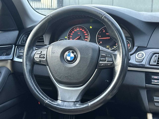 Bmw 5-serie 525d executive 2011 | 02-phr-9 i - afbeelding 9 van  35