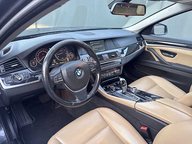 Bmw 5-serie 525d executive 2011 | 02-phr-9 i - afbeelding 28 van  35