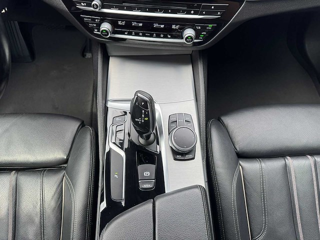 Bmw 5-serie 525d high exe zs-085-h - afbeelding 20 van  33