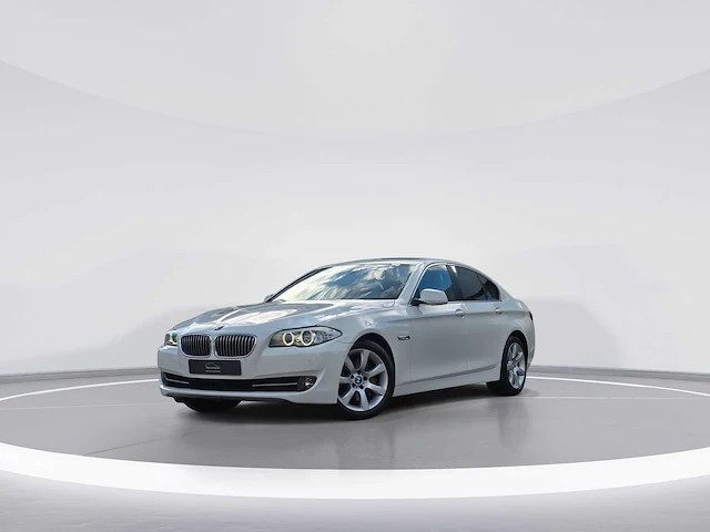 Bmw 5-serie 528i upgrade edition 2012 | 14-xzp-5 - afbeelding 1 van  8