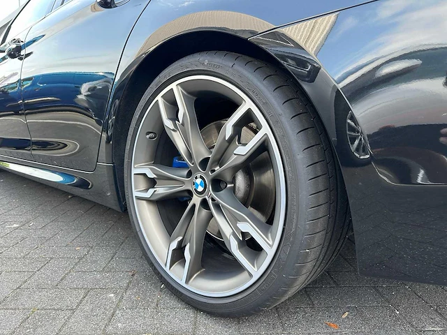 Bmw 5-serie m550i x-drive high executive 540hp car 2018 | n-965-nr i - afbeelding 3 van  39