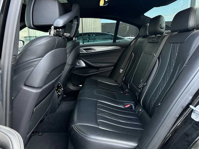 Bmw 5-serie m550i x-drive high executive 540hp car 2018 | n-965-nr i - afbeelding 5 van  39