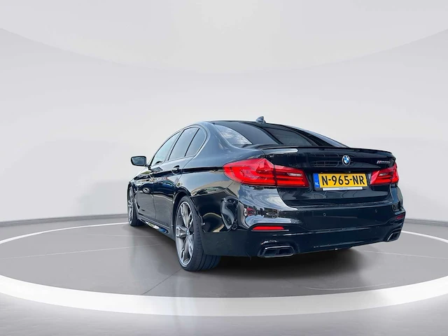 Bmw 5-serie m550i x-drive high executive 540hp car 2018 | n-965-nr i - afbeelding 34 van  39
