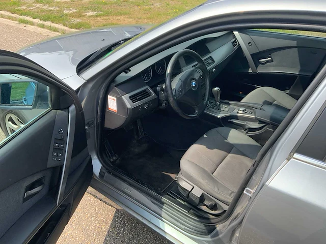 Bmw 5-serie personenauto - afbeelding 6 van  30