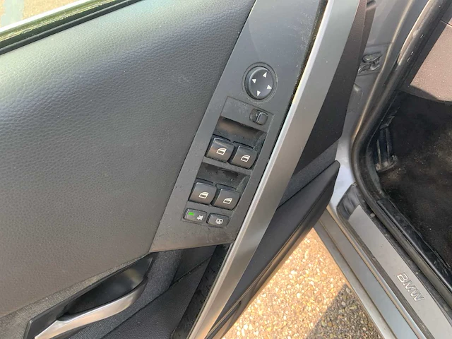 Bmw 5-serie personenauto - afbeelding 7 van  30