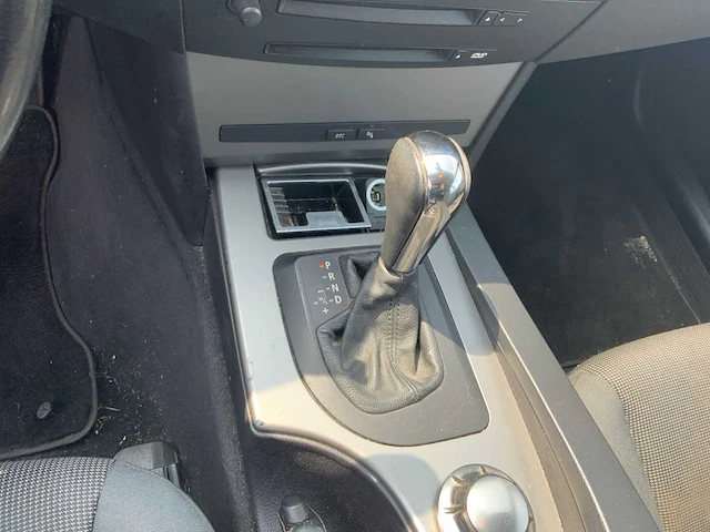 Bmw 5-serie personenauto - afbeelding 15 van  30