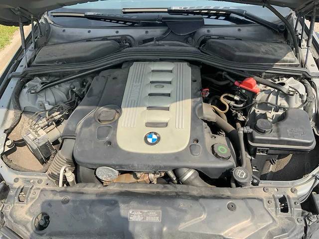 Bmw 5-serie personenauto - afbeelding 17 van  30