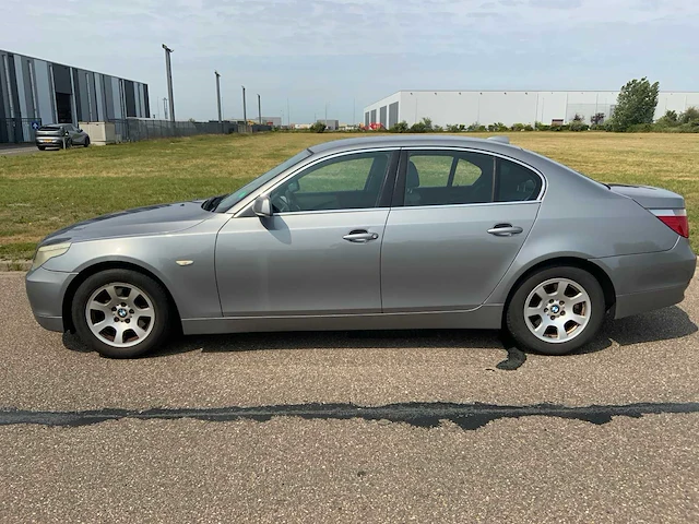 Bmw 5-serie personenauto - afbeelding 12 van  30