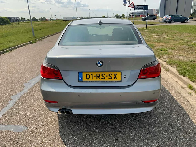 Bmw 5-serie personenauto - afbeelding 25 van  30