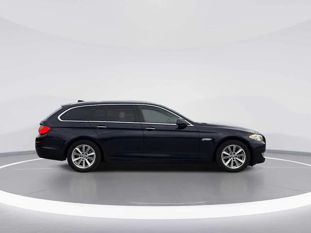 Bmw 5-serie touring 520d high executive car 2013 | 7-kgb-06 - afbeelding 27 van  30