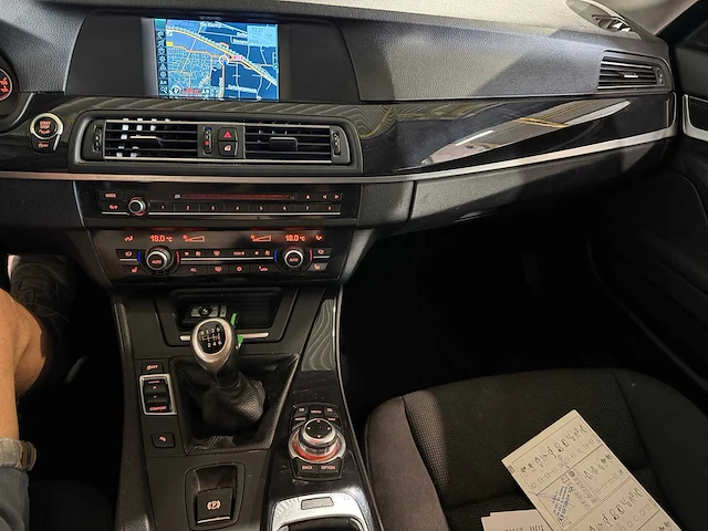 Bmw 5-serie touring 520d high executive, nf-680-v - afbeelding 2 van  13
