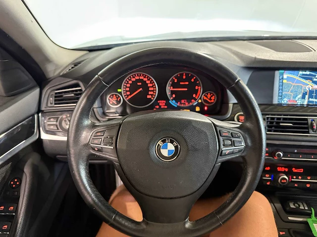Bmw 5-serie touring 520d high executive, nf-680-v - afbeelding 2 van  14