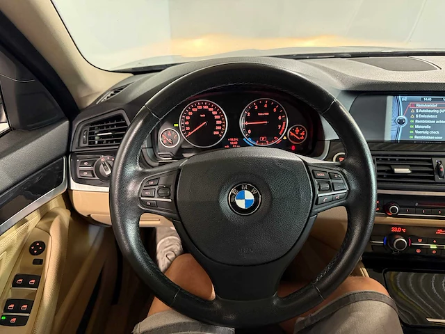 Bmw 5-serie touring 520i executive, 62-xht-2 - afbeelding 3 van  14